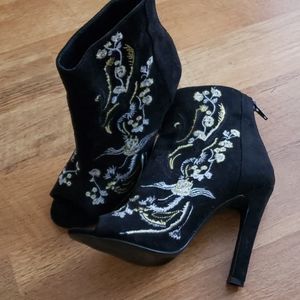 High heel shoes